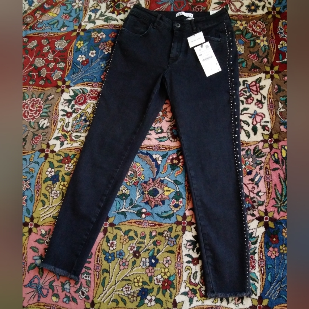 ZARA mid rise black studded skinny jeans